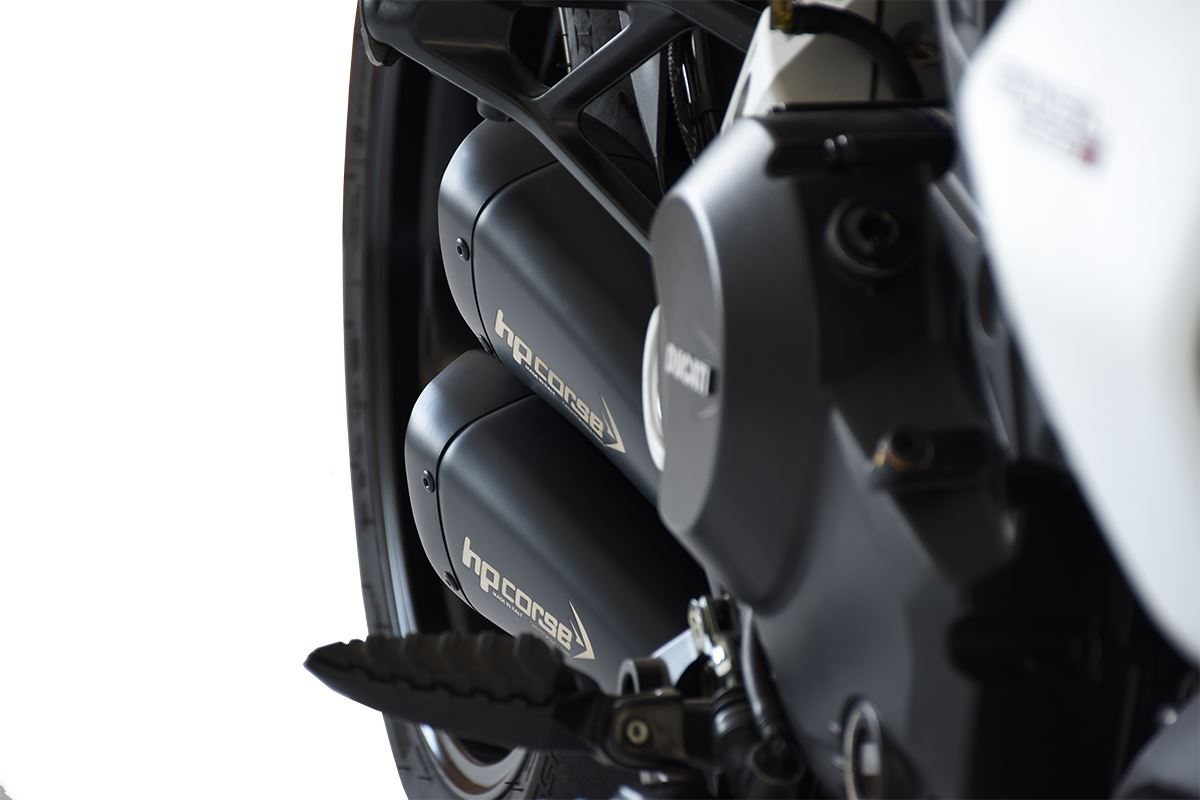 HYDROFORM SHORT R BLACK 公式画像 4