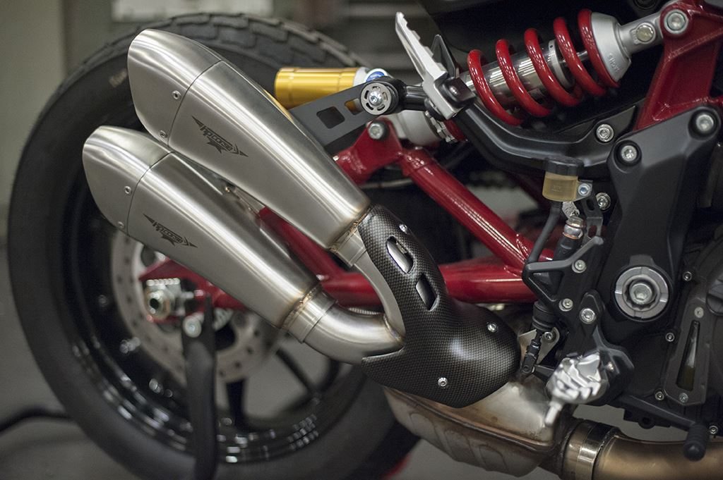 HYDROFORM SHORT SATIN 公式画像 3