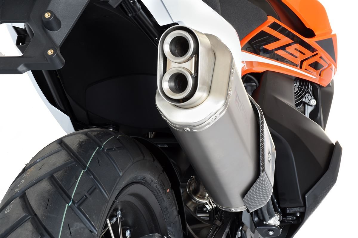 4-TRACK R SHORT SATIN 公式画像 6